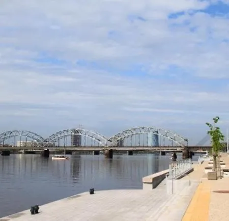 Premium In Quiet & Historical Area Apartman Riga